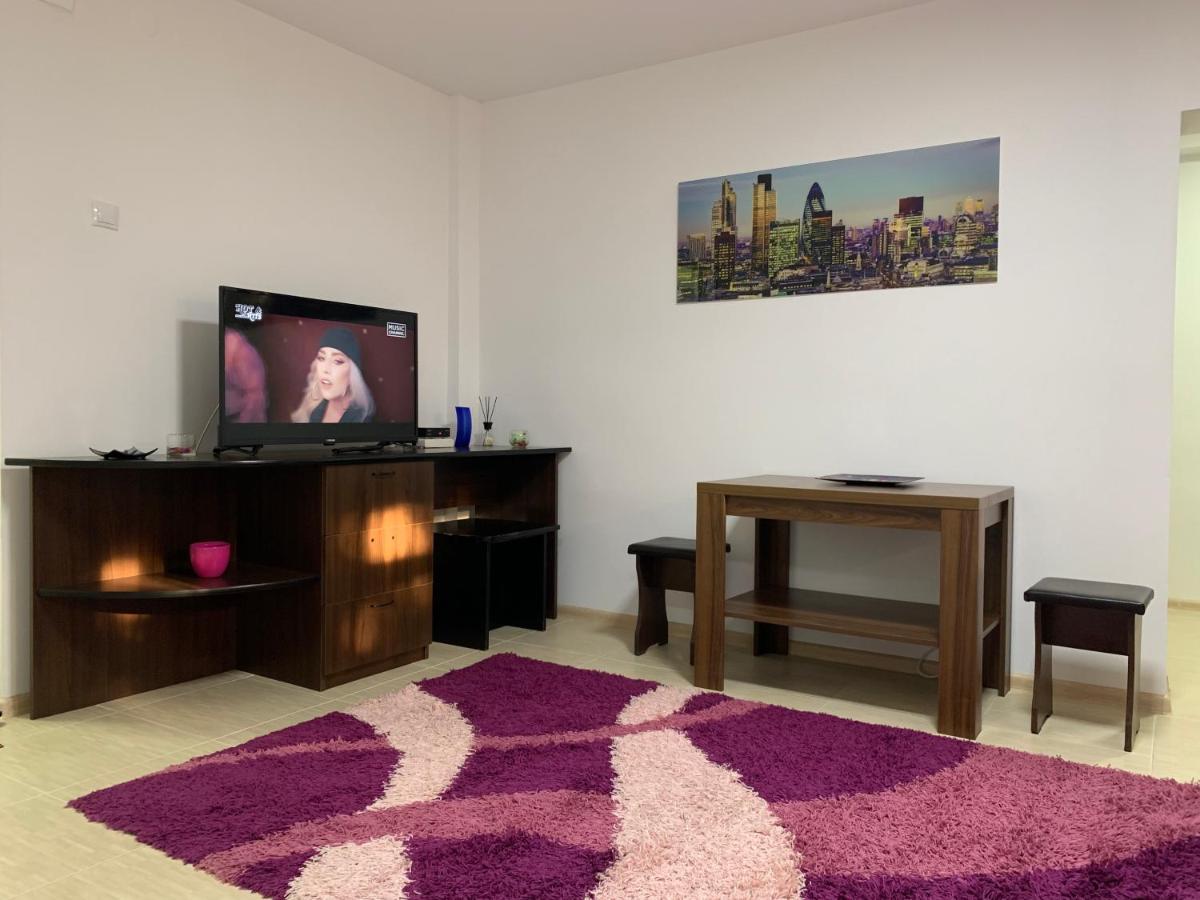 Eli Apartment Галац Экстерьер фото